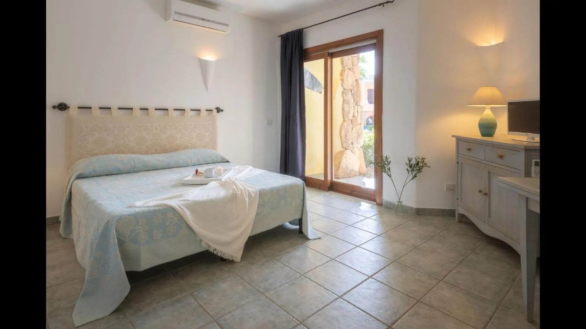 Daire Tranquile Palau Green Village Studio Prem 2 Person Plus Possible Extra Child-Bed İtalya